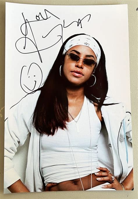 aaliyah signature look.